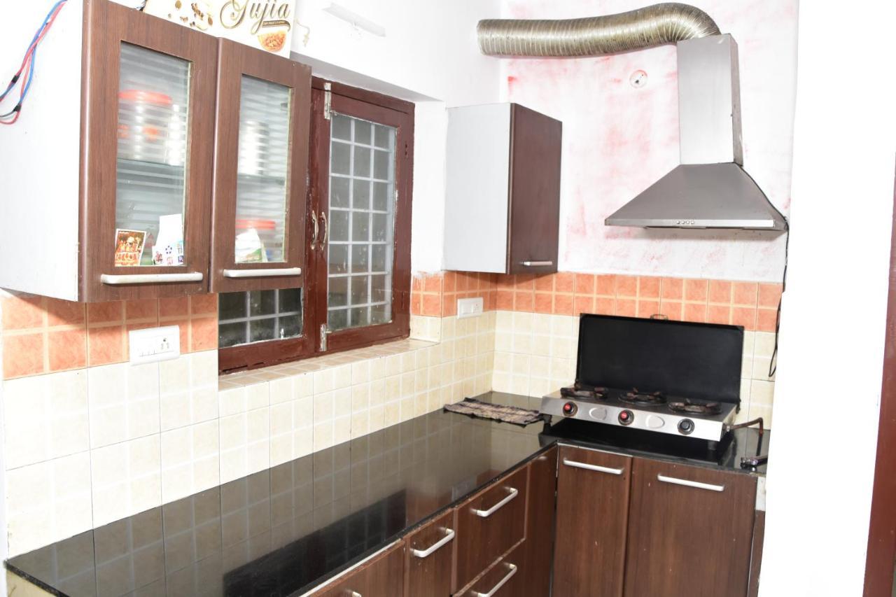 Lucknow Villa Bhīm Tāl Екстериор снимка